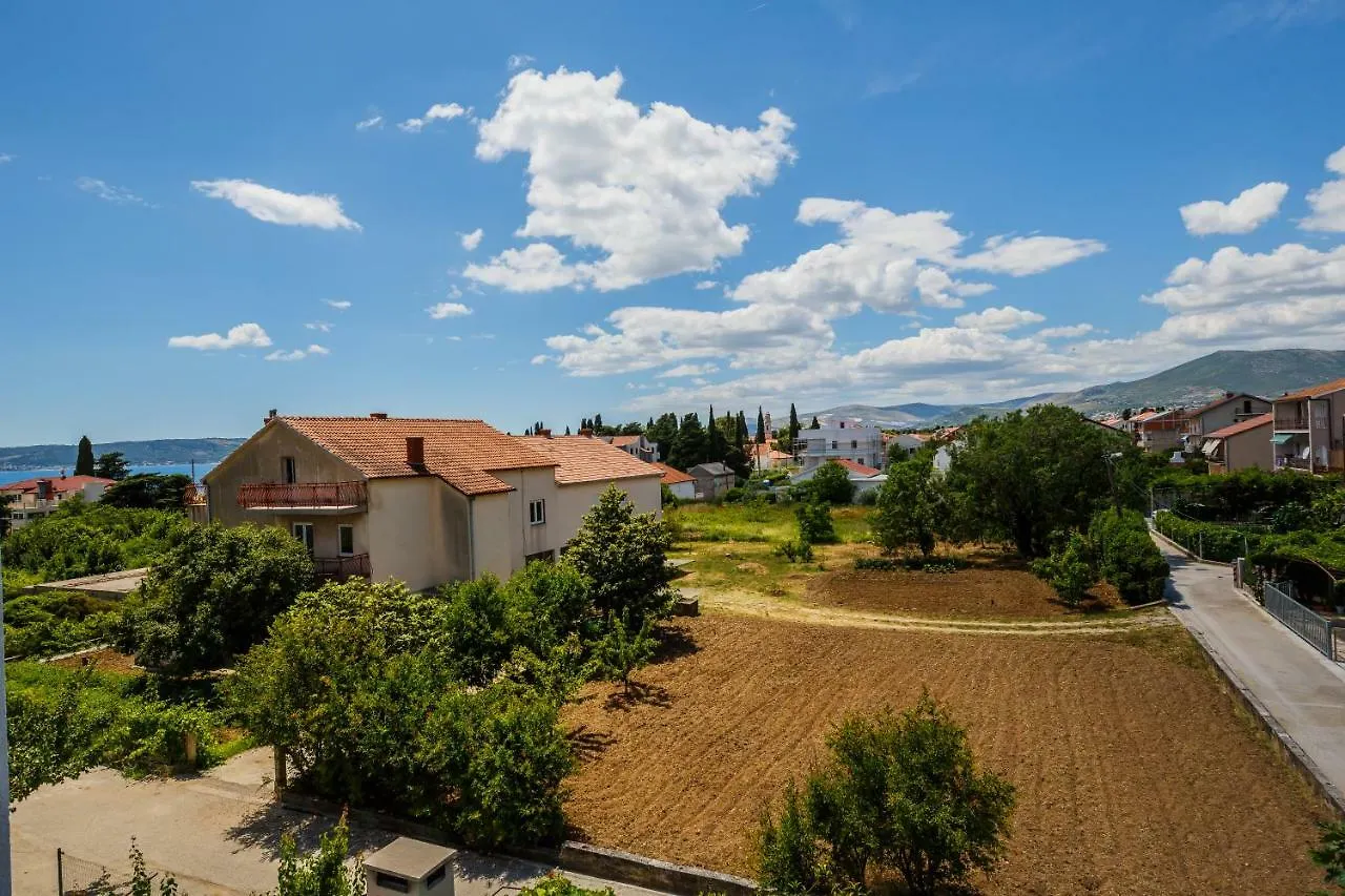 Apartments Mila Kaštela Kroatien