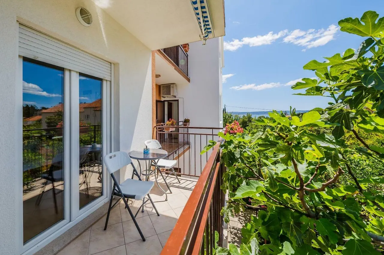 Apartments Mila Kaštela Kroatien